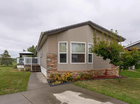 422 Oak Wood Cres NW, Edmonton, AB T6P 0B2