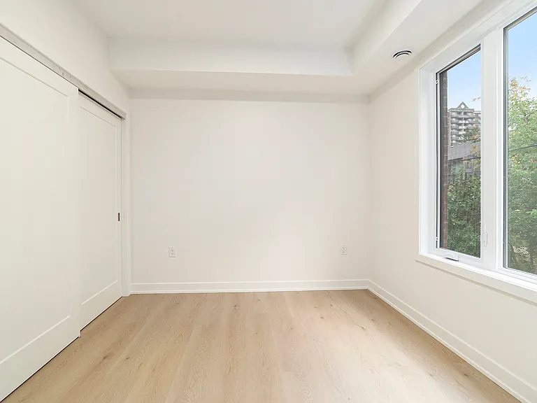 373 Iberville St #4 — Photo 8