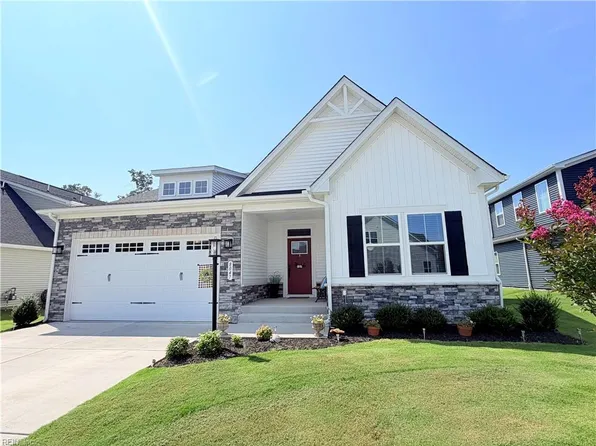 8047 Winter Fog Dr, New Kent, VA 23124