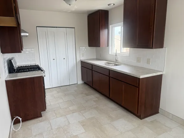 1712 S Mesa St, San Pedro, CA