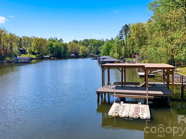 5411 Icard Ridge Rd, Hickory, NC 28601