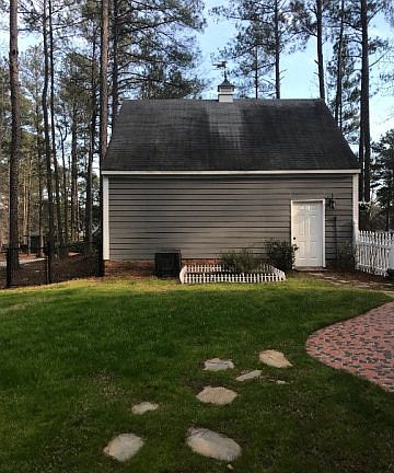 3rd image of 4761 Woodbridge Dr