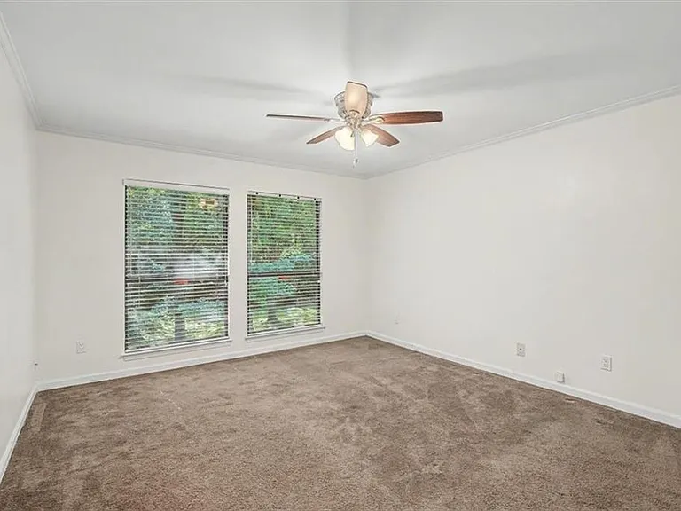 6350 Hawthorne Ter — Photo 31