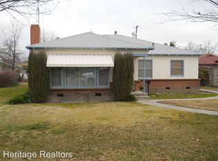 147 N Cambridge Dr, Lemoore, CA 93245