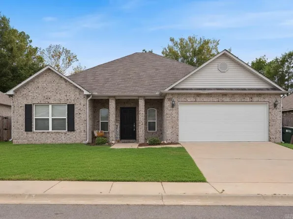 2100 Mary Alice Dr, Conway, AR 72032
