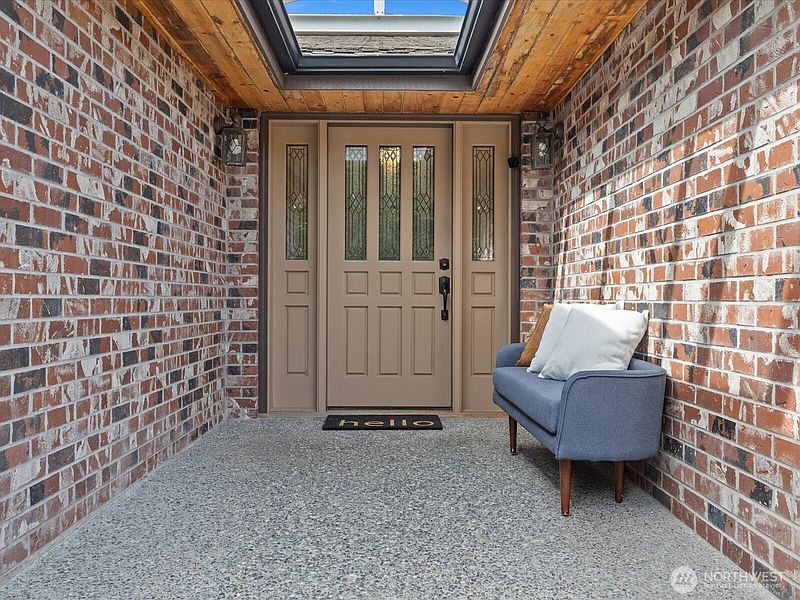 2nd image of 5032 Narbeck Avenue