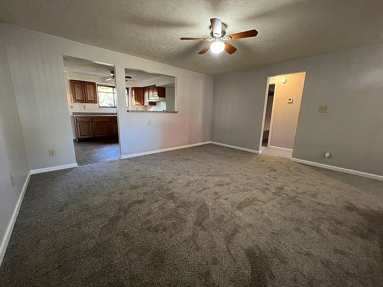 1608 Briedweng Ave — Photo 9