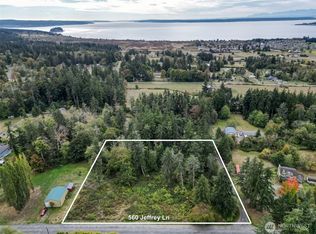 560 Jeffrey Ln, Oak Harbor, WA 98277