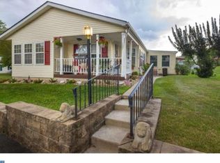 137 Blue Jay Ct, New Hope, PA 18938