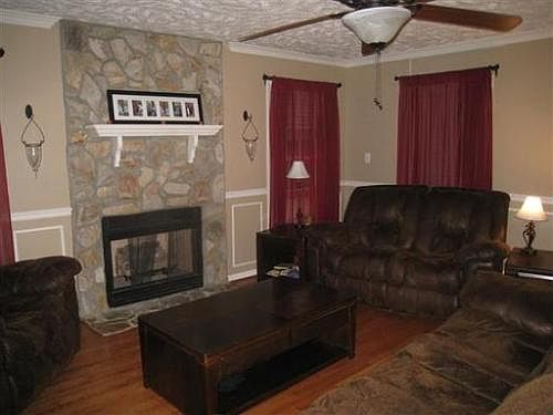 3rd image of 5221 Ballentine St