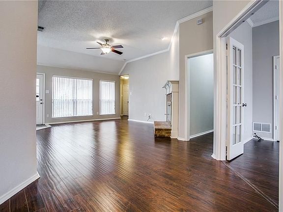 4th image of 405 Bent Creek Dr