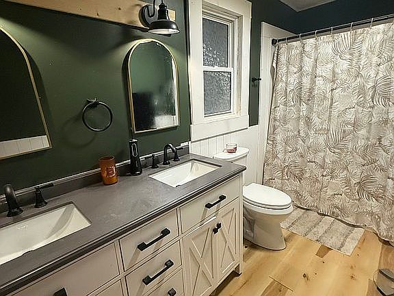 2nd image of 211 Marble St