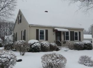 3 Elmview Cir, Dover, NH 03820