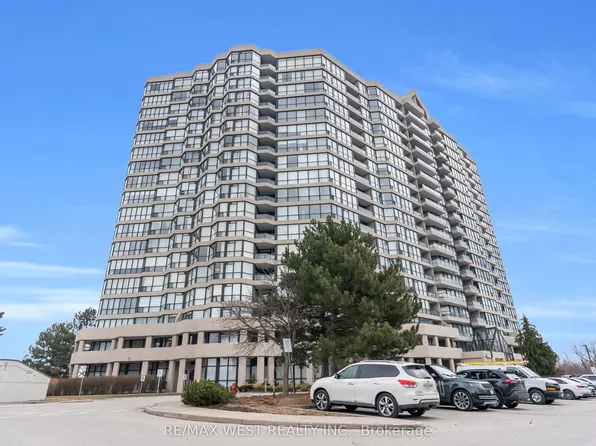 5 Rowntree Rd #1403, Toronto, ON M9V 5G9