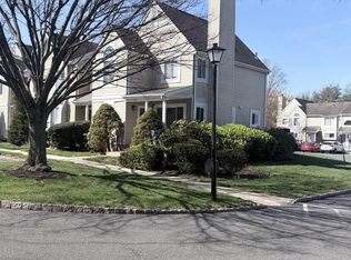 132 Longacre Ct, Hillsborough, NJ