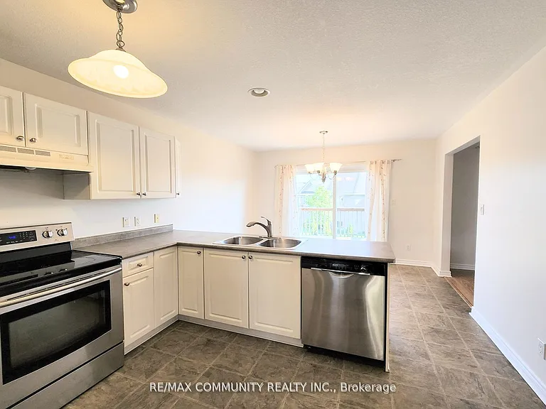 24 Sunshine Ln — Photo 10