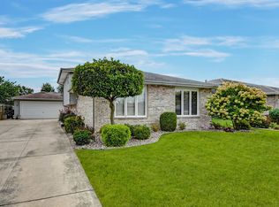 4427 W 141st Pl, Midlothian, IL 60445