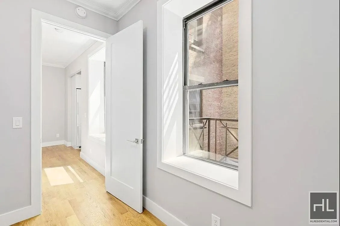 252 West 76th Street — Photo 3