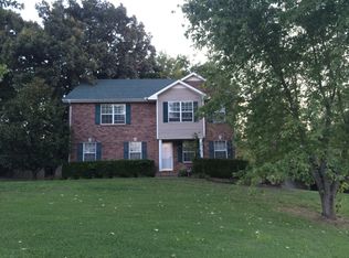 3500 Hickory Glen Dr, Clarksville, TN 37040