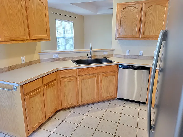 2301 Jadyn Ln — Photo 14