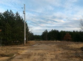 10433 Roop Rd, Kingsley, MI 49649