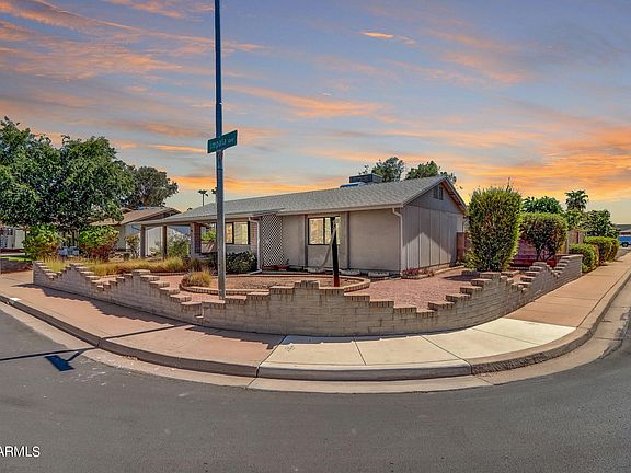 3rd image of 2423 E IMPALA Avenue