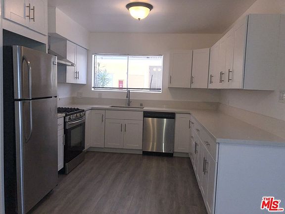 2nd image of 4854 Van Noord Ave #1