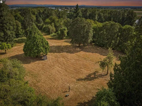 25900 NW Saint Helens Rd, Scappoose, OR 97056