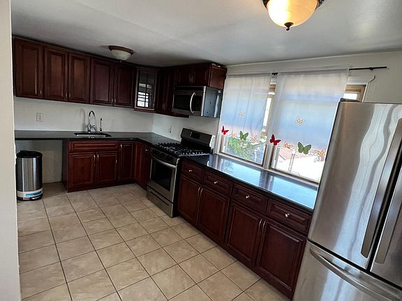 3rd image of 325 Biltmore Ave #2B