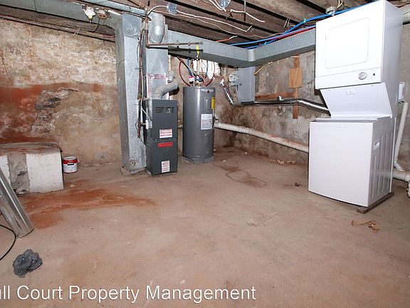 4th image of 6106 Glenmore Ave