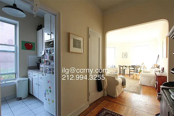 Rented by City Connections Realty | media 54