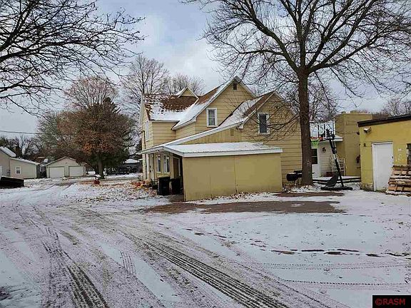 4th image of 312 Drew Ave NE