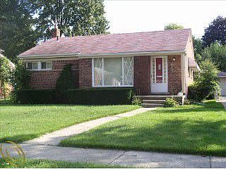 1st image of 28185 S Clements Cir