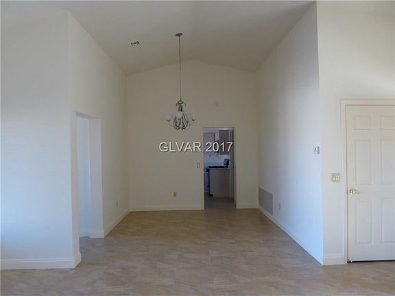 5th image of 2916 Lotus Hill Dr
