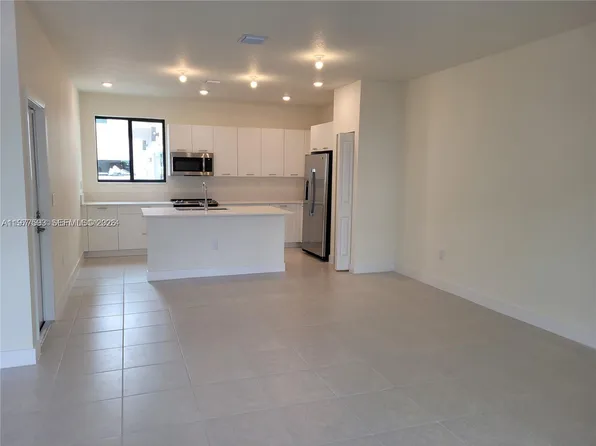 4558 NW 83rd Ave #4558, Miami, FL 33166