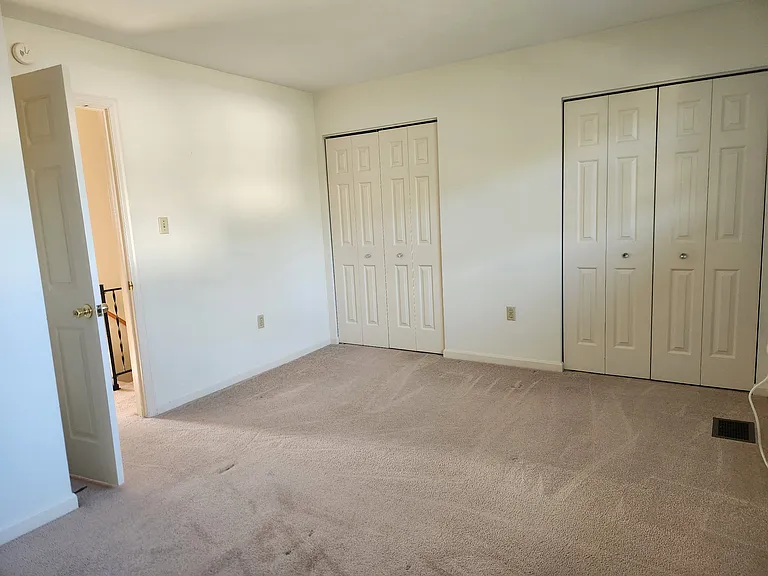 105 Ridge Ave — Photo 14