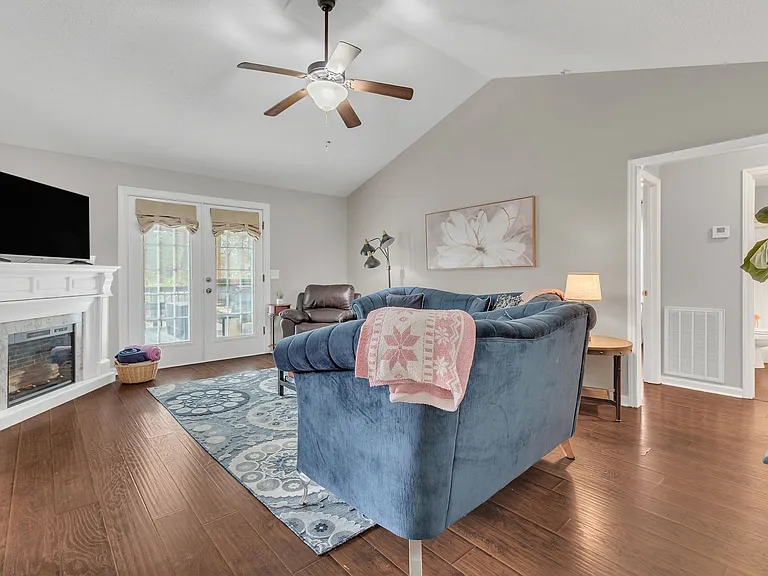 3716 Southridge Blvd — Photo 4