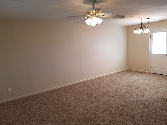4th image of 3910 24th Ave