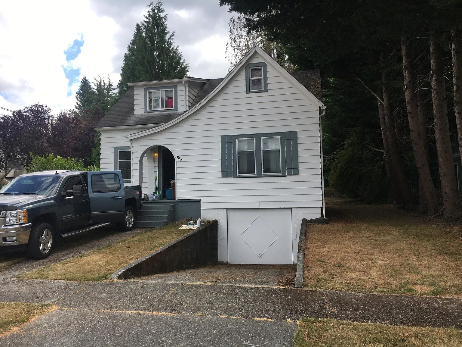 531 13th Ave SE — Photo 1
