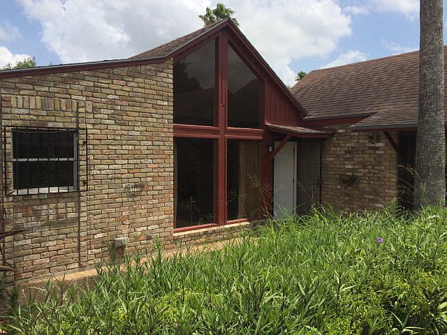 1st image of 219 El Verde Ln #1