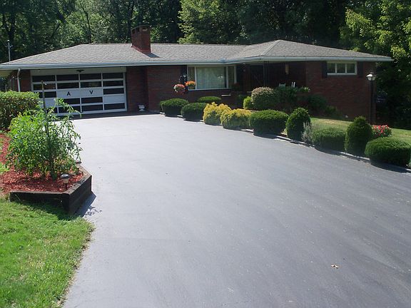 Mature landscaping