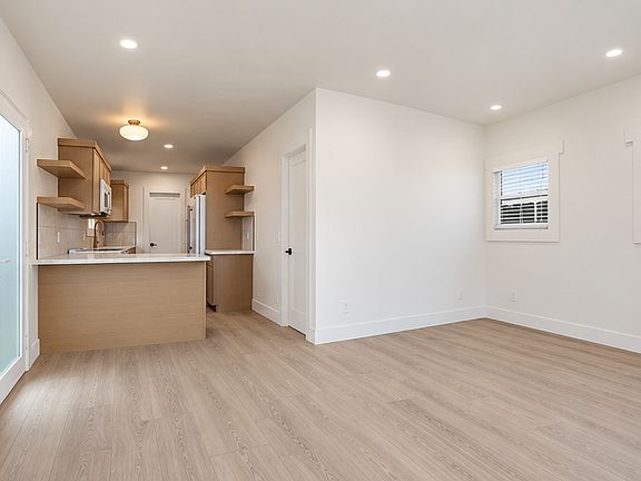 3rd image of 4334 41st St