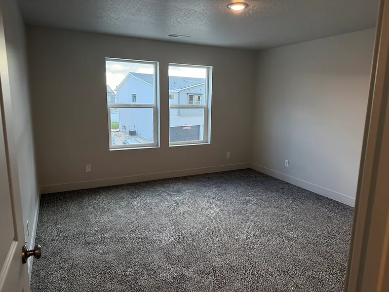 4013 S Woodland Ave — Photo 12
