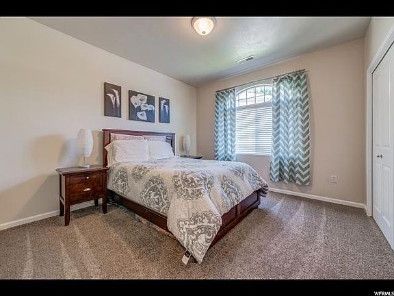 2nd image of 5082 W Park Commons Way #207