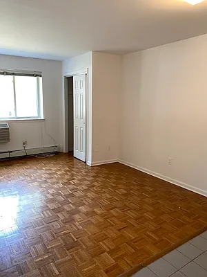 Rented by 18 REALTY | media 5