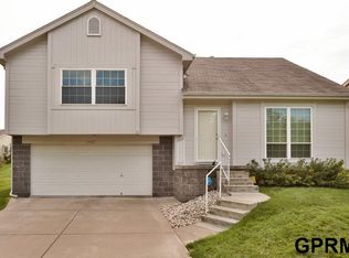 14923 Spencer St, Omaha, NE 68116