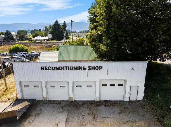 6472 Riverside St, Bonners Ferry, ID 83805