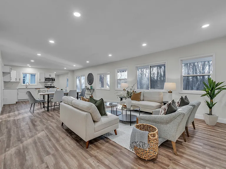 8165 Leonard Dr — Photo 20
