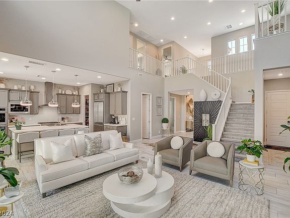 4th image of 3956 Montone Ave
