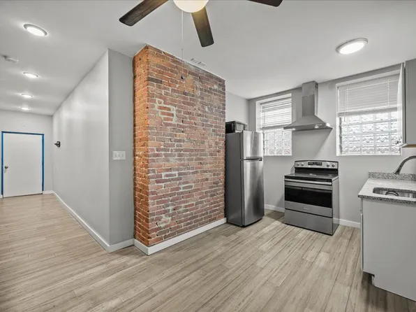 Contemporary Building with New Updates, 1201 Reddour St #S, Pittsburgh, PA 15212